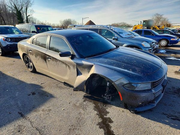 2019 DODGE CHARGER SXT