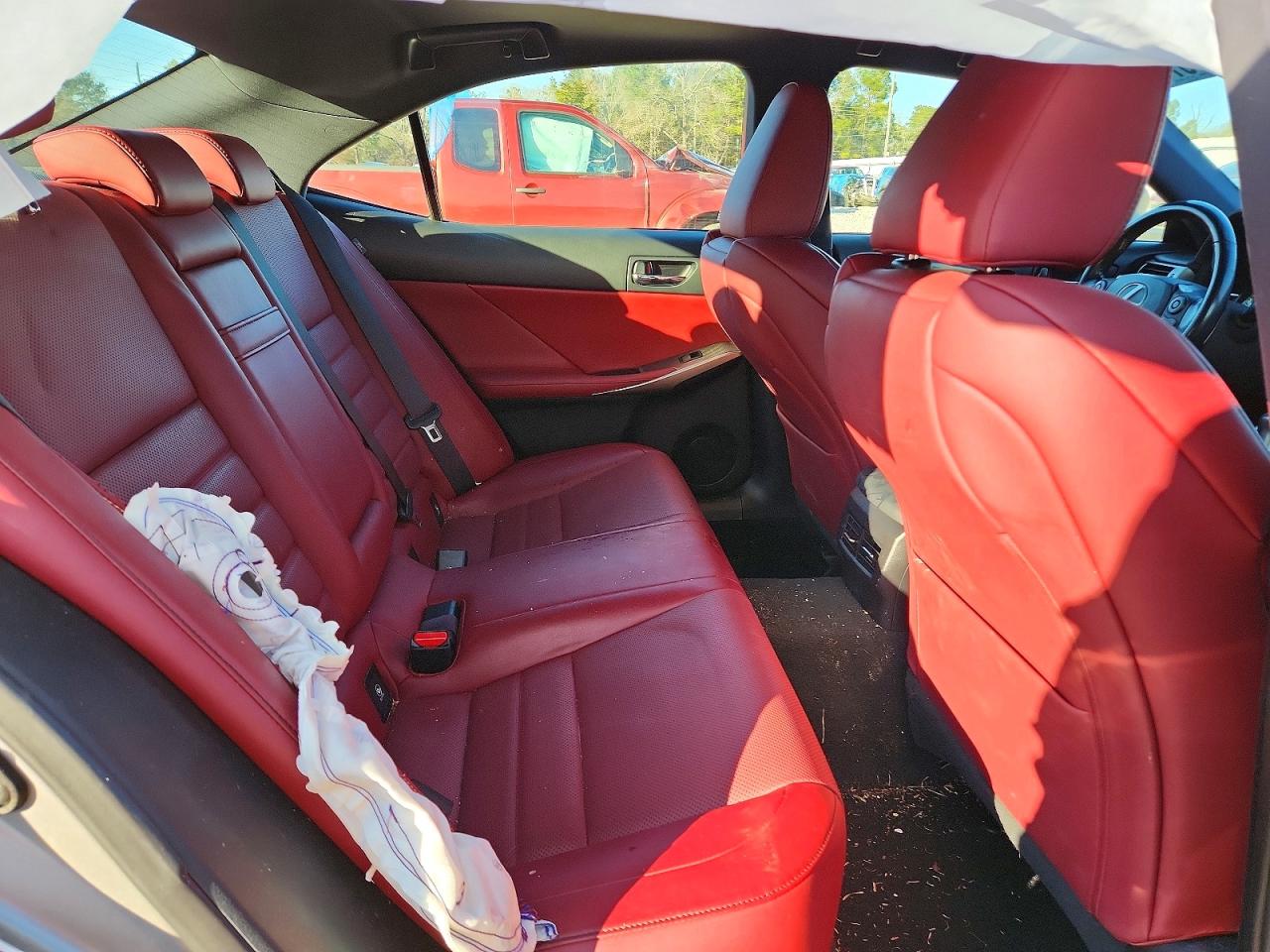 2016 LEXUS IS 200T