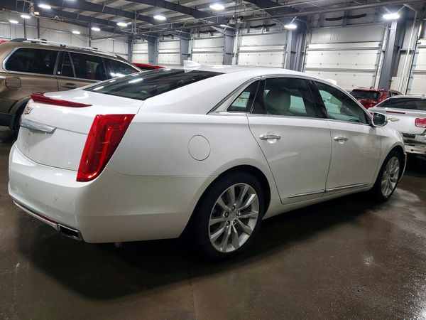 2017 CADILLAC XTS Luxury