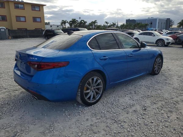 2021 ALFA ROMEO GIULIA TI RWD