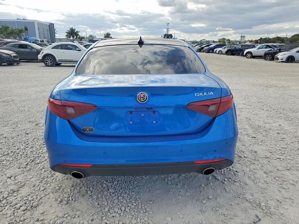 2021 ALFA ROMEO GIULIA TI RWD