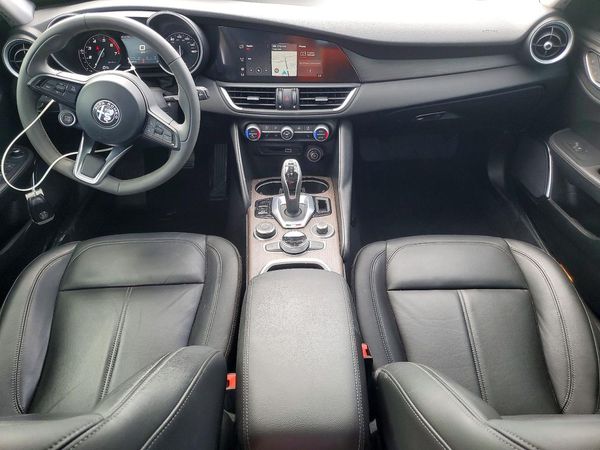 2021 ALFA ROMEO GIULIA TI RWD