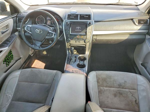 2016 TOYOTA CAMRY