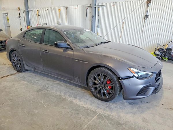 2020 MASERATI GHIBLI