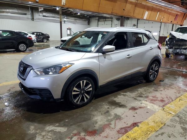 2019 NISSAN KICKS — Front 3/4