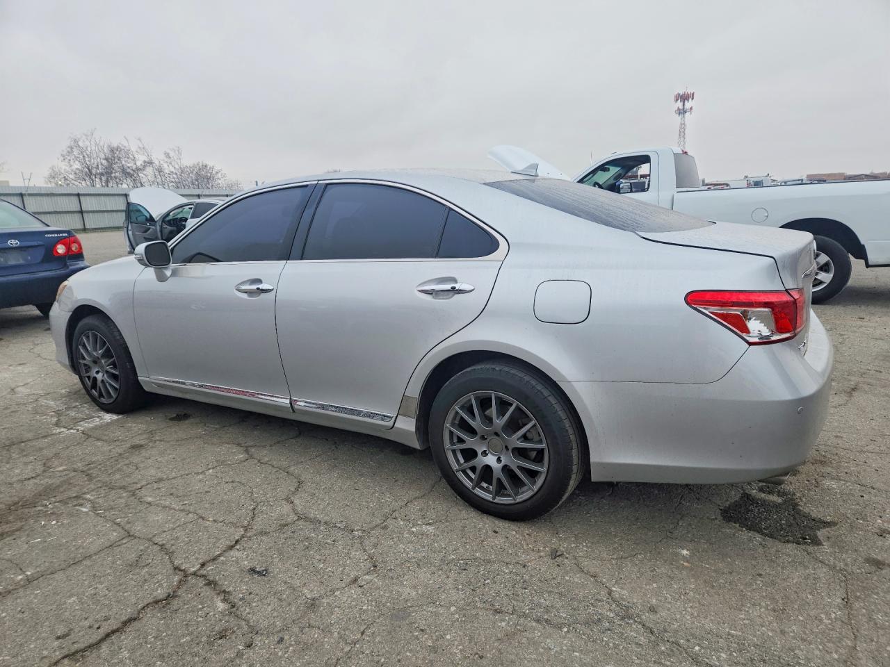 2011 LEXUS ES 350