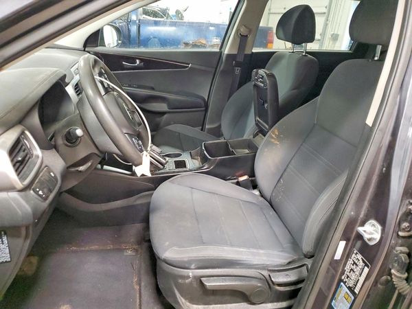 2018 KIA SORENTO L, LX