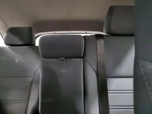 2018 KIA SORENTO L, LX