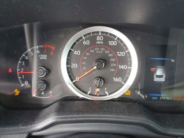 2022 TOYOTA COROLLA CROSS LE
