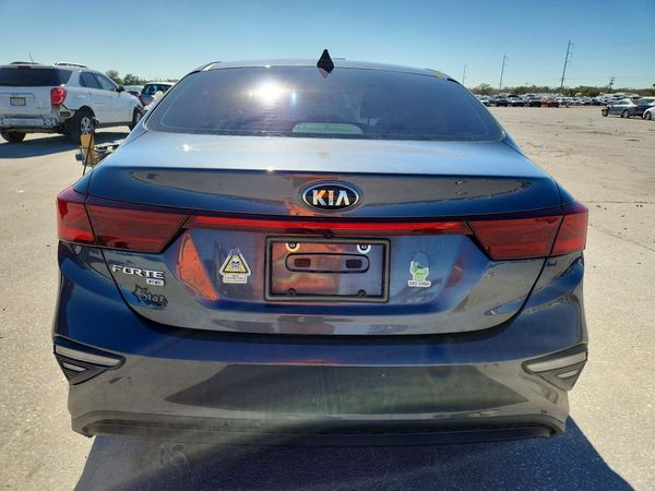 2021 KIA FORTE