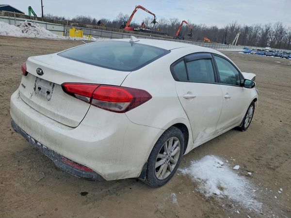 2017 KIA FORTE