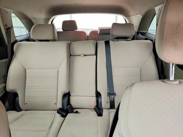 2017 KIA SORENTO L, LX