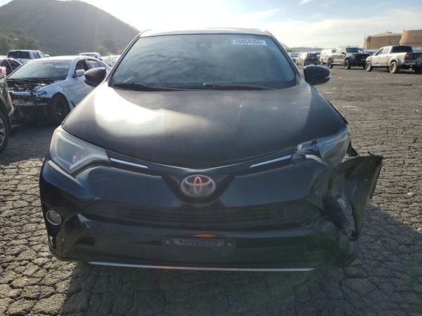 2018 TOYOTA RAV4 Adventure/XLE