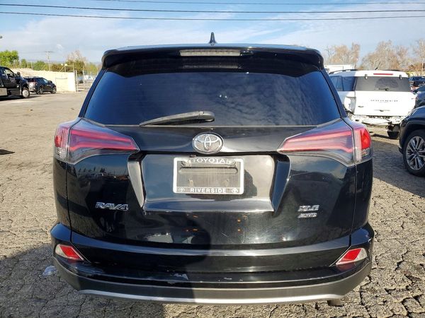2018 TOYOTA RAV4 Adventure/XLE
