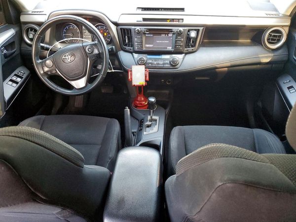 2018 TOYOTA RAV4 Adventure/XLE