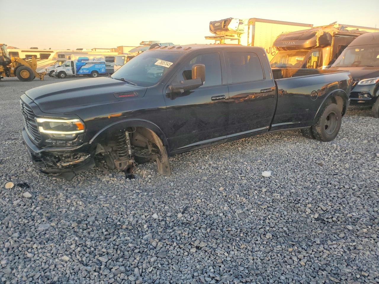 2022 RAM 3500 LARAMIE CREW CAB 4X4