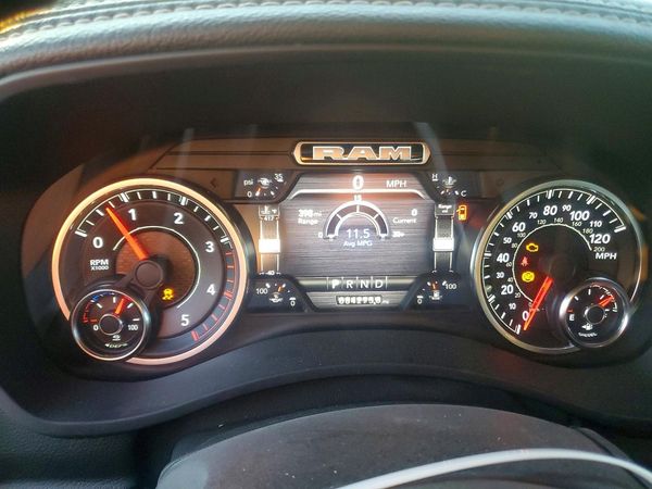 2022 RAM 3500 LARAMIE CREW CAB 4X4