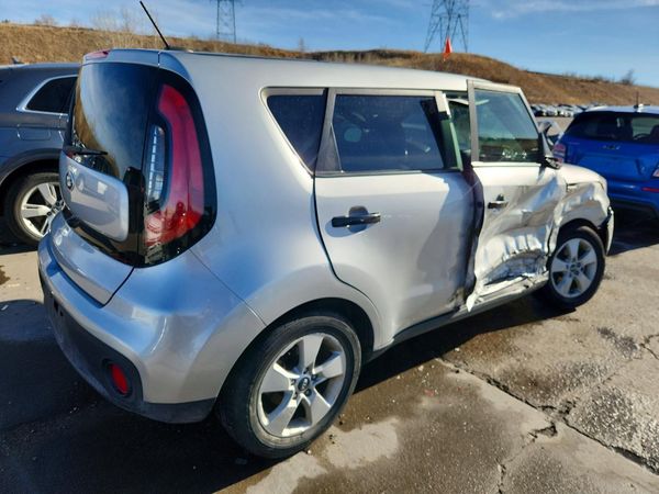 2019 KIA SOUL Base