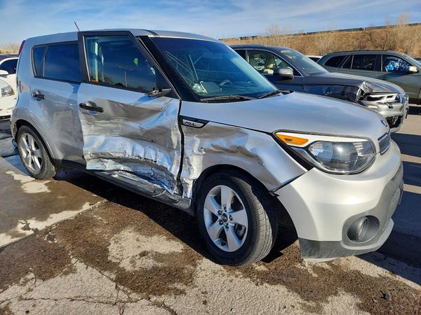 2019 KIA SOUL Base