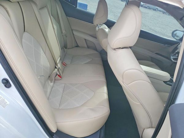 2019 TOYOTA CAMRY
