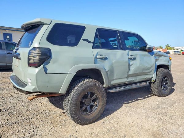 2022 TOYOTA 4RUNNER