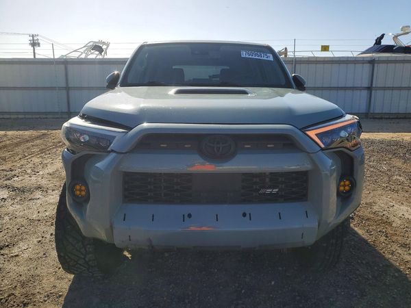 2022 TOYOTA 4RUNNER