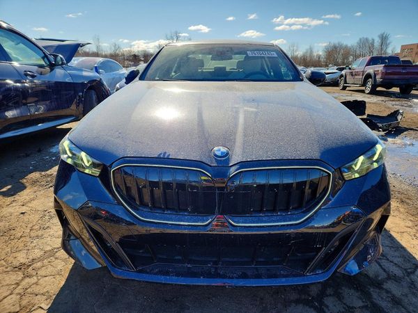 2025 BMW 530 xDrive