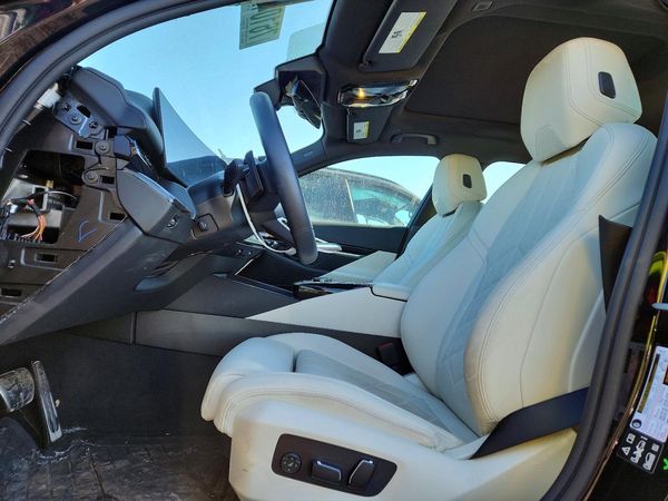 2025 BMW 530 xDrive