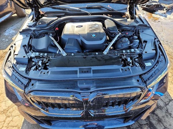 2025 BMW 530 xDrive