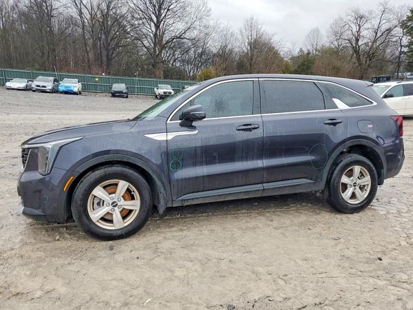2025 KIA SORENTO LX