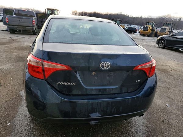 2018 TOYOTA COROLLA