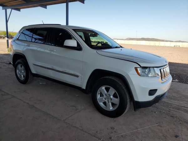 2013 JEEP GRAND CHER Laredo — Passenger 3/4