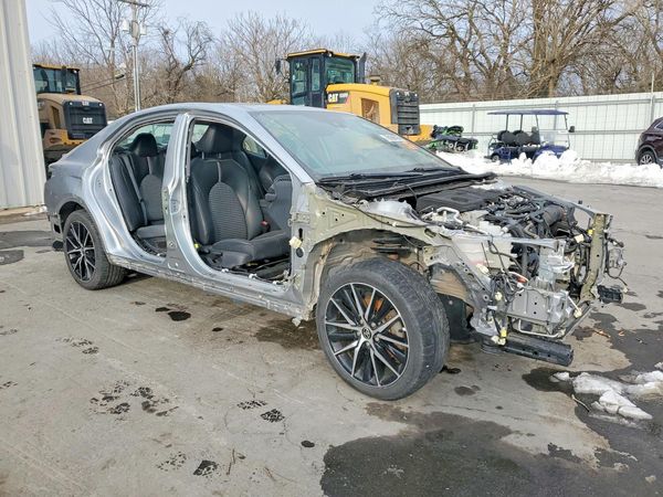 2022 TOYOTA CAMRY