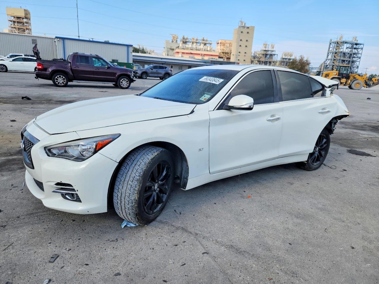 2015 INFINITI Q50 — Front 3/4