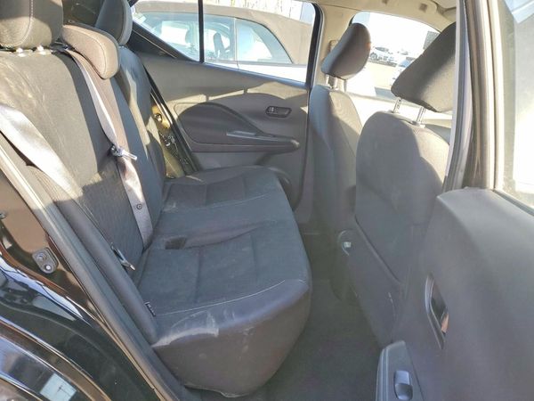 2021 NISSAN KICKS S