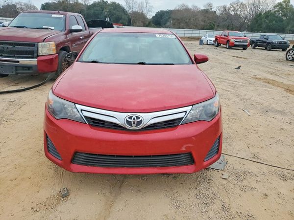 2013 TOYOTA CAMRY