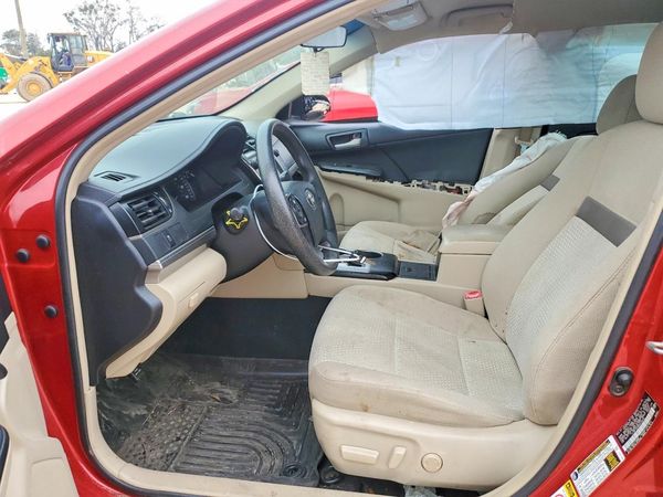 2013 TOYOTA CAMRY