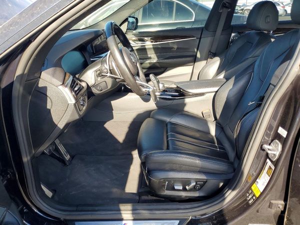 2019 BMW 640