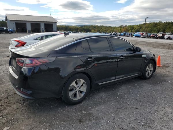 2015 KIA OPTIMA GL - Middle-low
