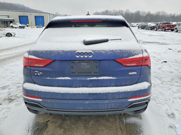 2022 AUDI Q3