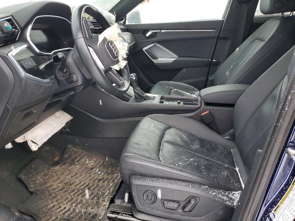 2022 AUDI Q3