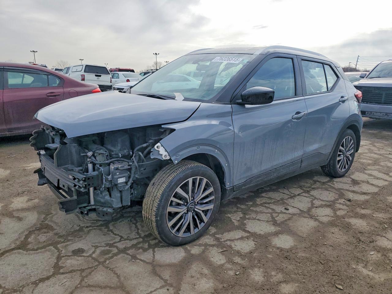 2023 NISSAN KICKS