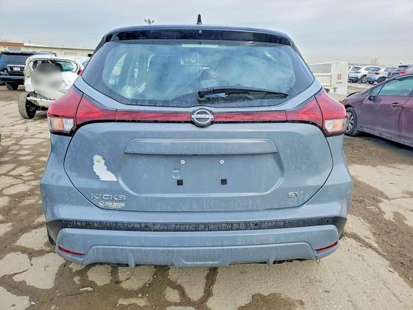 2023 NISSAN KICKS