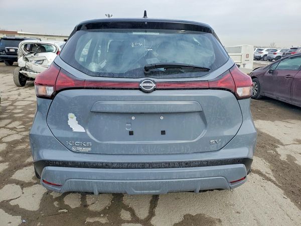 2023 NISSAN KICKS