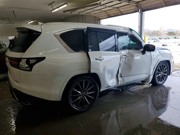 2024 LEXUS LX 600 F-Sport