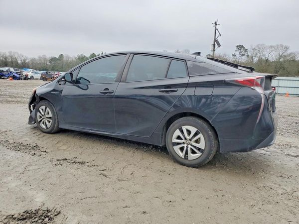 2016 TOYOTA PRIUS