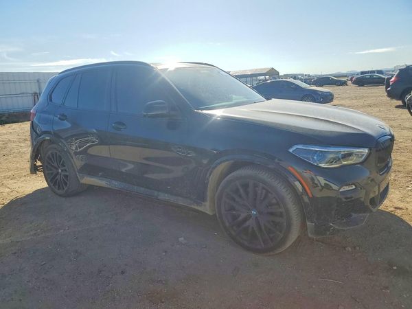 2021 BMW X5 M50i