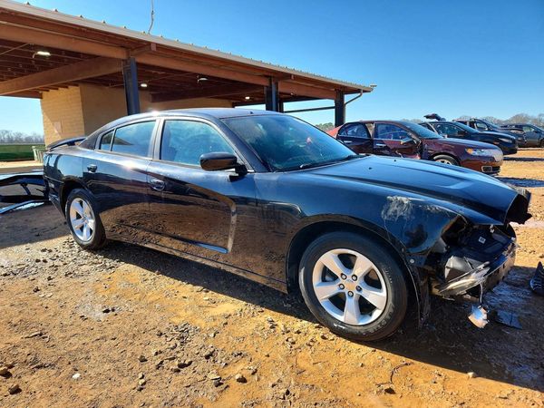 2014 DODGE CHARGER SE
