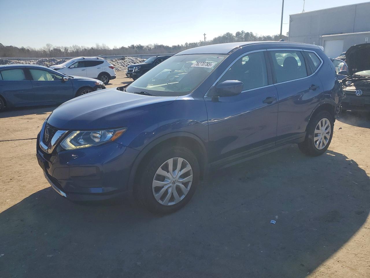 2018 NISSAN ROGUE — Front 3/4