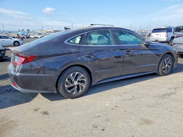 2023 HYUNDAI SONATA